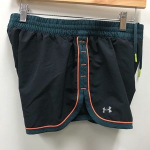 Under Armour Women's Heatgear Semi-Fitted Small